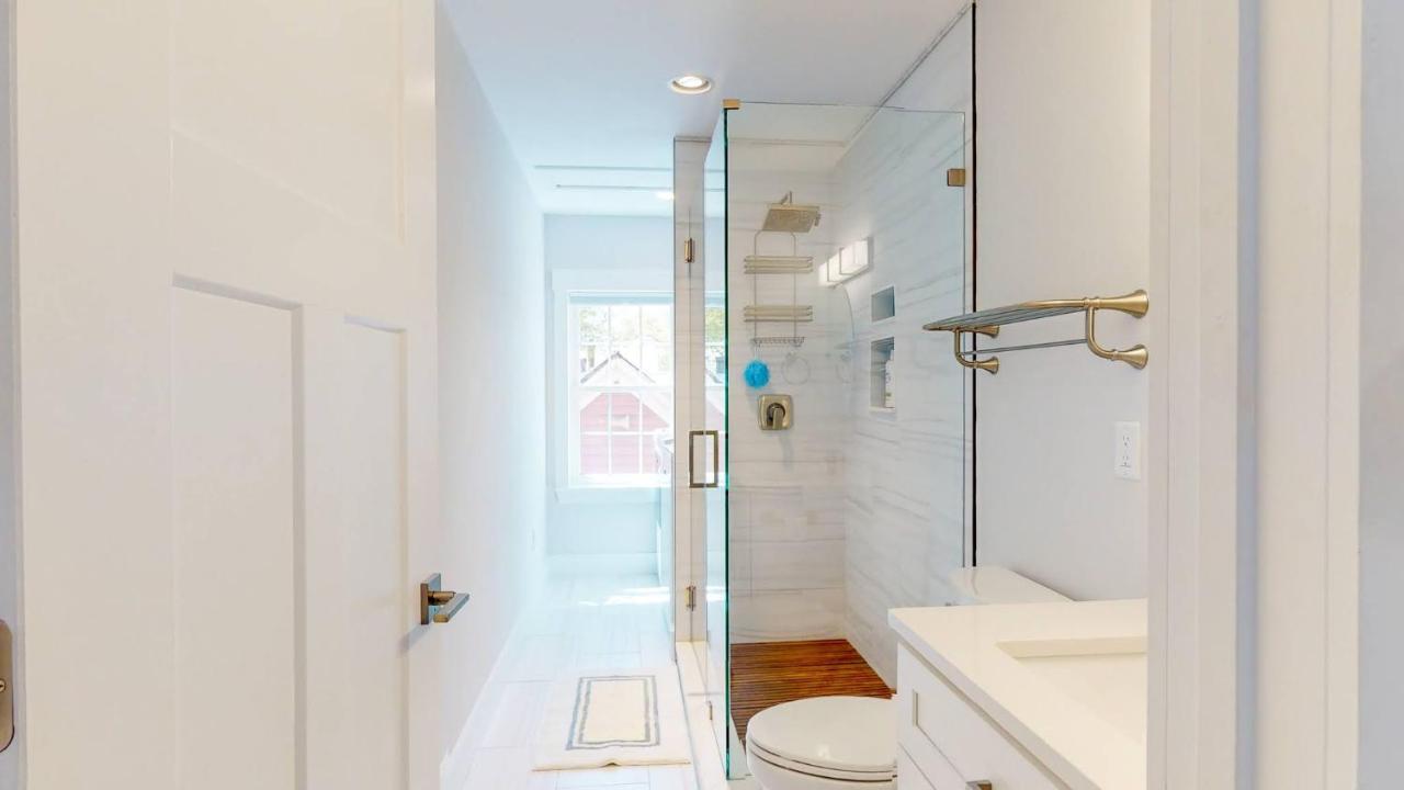 Modern 2Br 2Ba With King Bed-Fast Wi-Fi 75 Inch Oled Tv Villa Wilmington Exterior foto