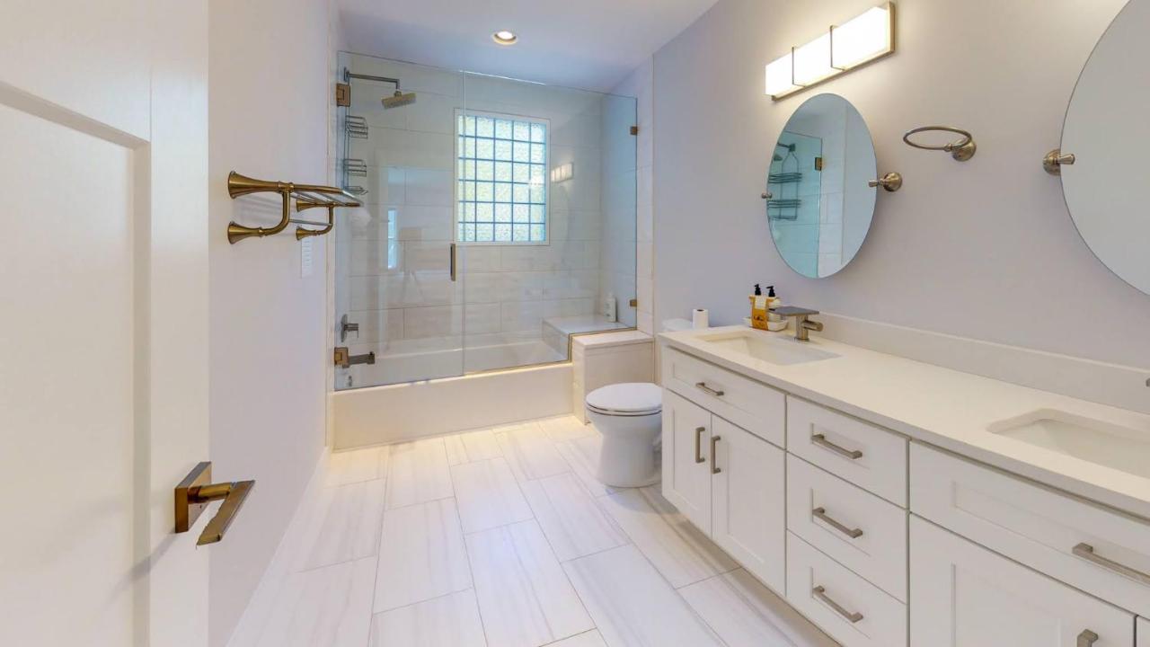 Modern 2Br 2Ba With King Bed-Fast Wi-Fi 75 Inch Oled Tv Villa Wilmington Exterior foto
